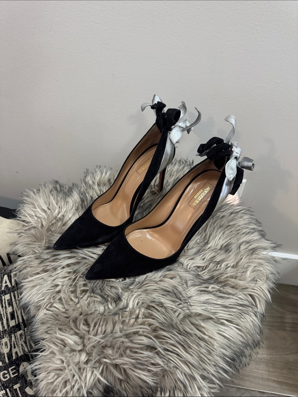 Aquazzura Black Suede Pointed Pumps - size 39 (nik @ heel)